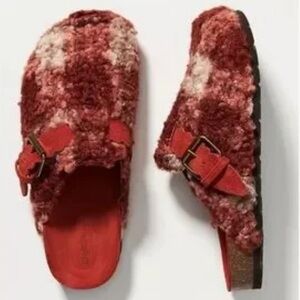 Anthropologie Burgundy Plaid Sherpa Clogs